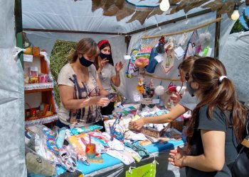 Exitoso Primer Paseo de Artesanos y Productores en Tornquist (video y fotos)