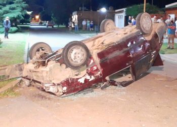 Choque y vuelco en Rosa de Tornquist y 25 de Mayo (fotos y video)