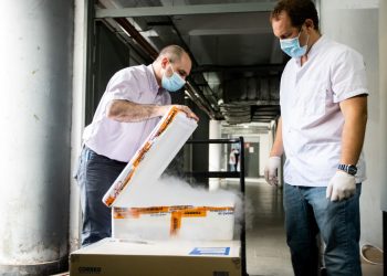 110 hospitales de 89 municipios bonaerenses comenzarán mañana con el plan provincial de vacunación