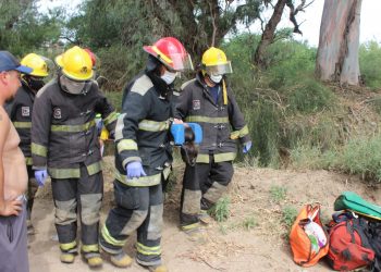 Choque en un camino vecinal y una mujer debió ser trasladada al Hospital Municipal (fotos y videos)