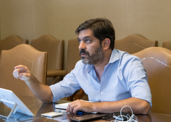 Bianco se reunió con ministros e intendentes para avanzar en la coordinación del proceso de vacunación