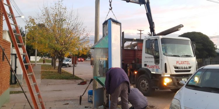 RECUERDOS: “El Teléfono Público  y un dejo de Nostalgia” (fotos y video)