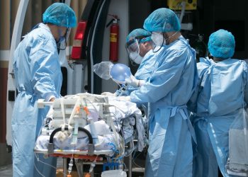 PROPONEN UNA LEY DE COMPUTO EXCEPCIONAL PREVISIONAL PARA PERSONAL MÉDICO