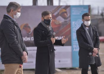 SAAVEDRA Kicillof recorrió obras de viviendas en Pigüé