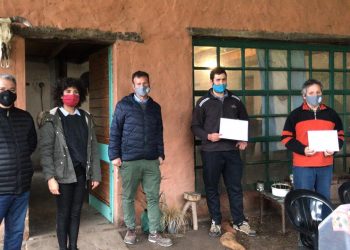 Bordoni presente en la entrega de certificados a facilitadores en agroecología