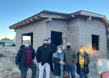 Bordoni visitó la construcción del Centro de Jubilados de Villa Ventana