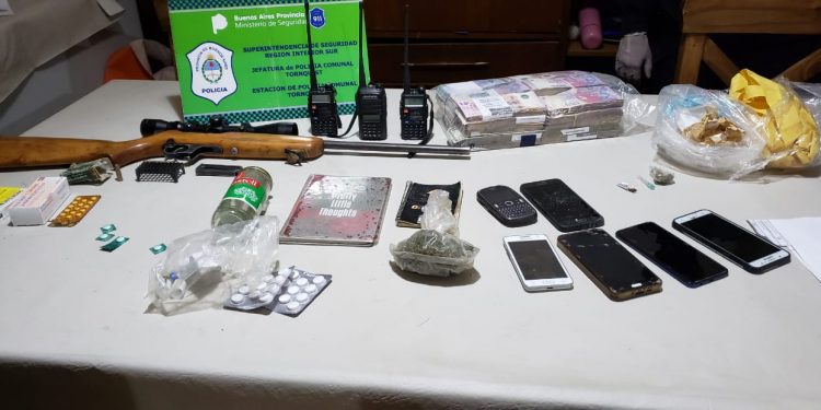 Secuestran droga, dinero y un arma en Tornquist