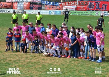 AUTOMOTO GOLEO Y SIGUE FIRME EN LA CIMA