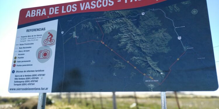 Continúa la instalación de cartelería en el distrito