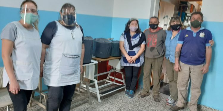 La Cooperativa 3R realizó una donación al Taller Protegido y la Escuela Especial