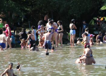 Alrededor de 2000 personas eligieron Parque Norte para festejar la Navidad (fotos y videos)