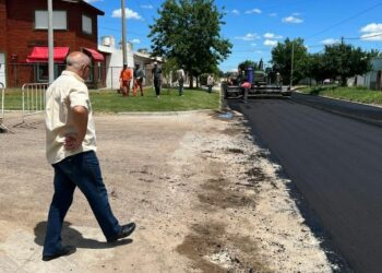 Comenzó la pavimentación de la calle J. Newbery