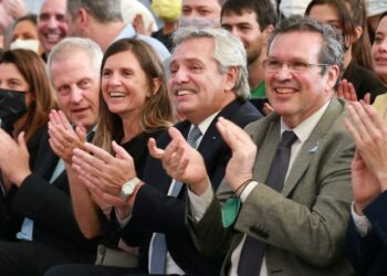 Se relanzó el programa “MAS CULTURA”