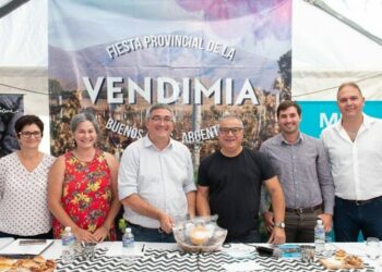 Hoy culmina la 7º Fiesta Provincial de la Vendimia (Videos de CELTTV))