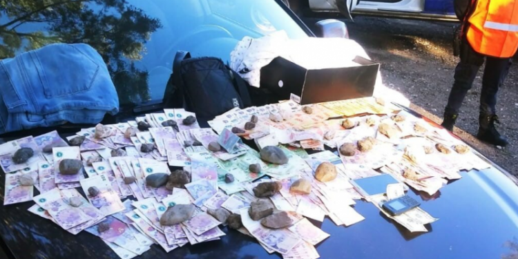 Tres personas fueron aprehendidas por estafar a una mujer de 80 años