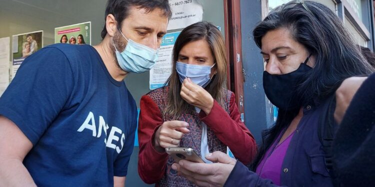 FERNANDA RAVERTA: “TODOS LOS QUE NECESITEN INSCRIBIRSE LO PODRÁN HACER”