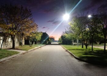 Comenzó la instalación de nuevas luminarias led en el alumbrado público de Tornquist