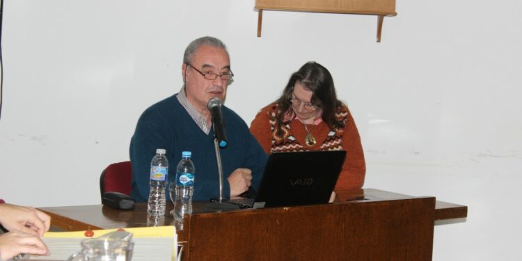 Banca 13: “850.000 minutos esperando información sobre la obra de cloacas de Sierra de la Ventana”