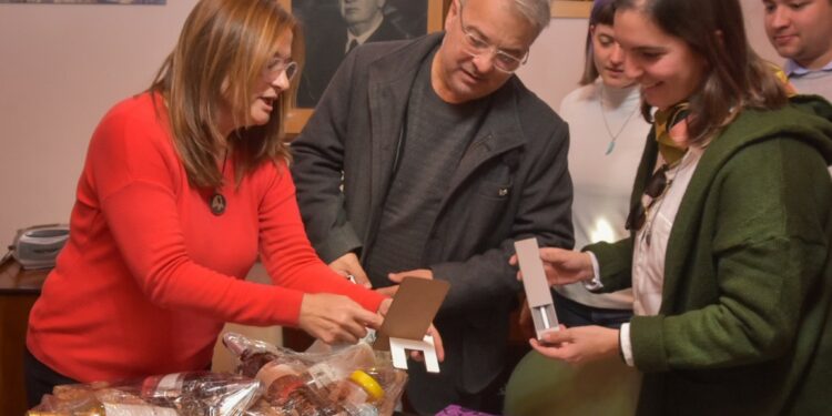 Bordoni recibió a la Ministra de Mujeres Estela Díaz