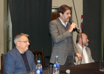 Carlos Bianco y Sergio Bordoni entregaron escrituras en Tornquist