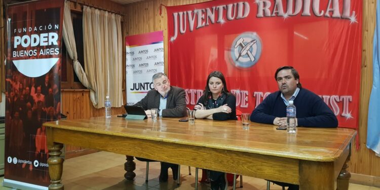 UCR: Se desarrolló la charla “Una Agenda de Salud con vocación de poder”