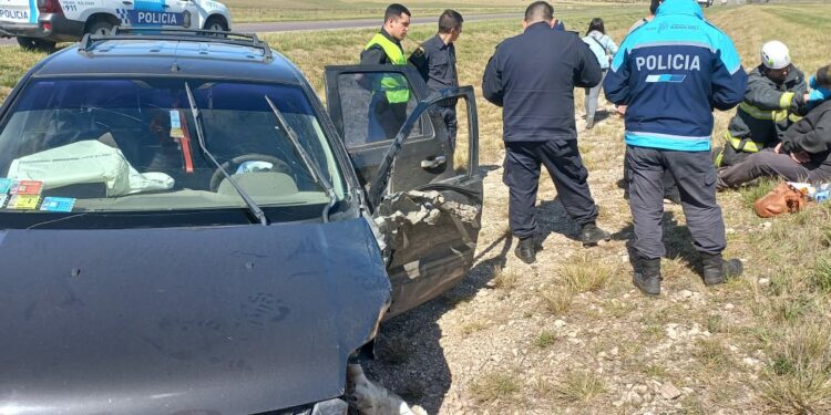 Accidente en la Ruta 33: Una mala maniobra que pudo terminar en tragedia