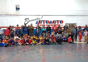 Se jugó el tercer Mundialito Nocturno en el club Automoto