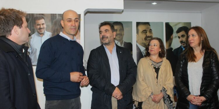 Con la presencia de Cristian Ritondo y Maria Eugenia Vidal, el PRO inauguró su local partidario (videos y fotos)