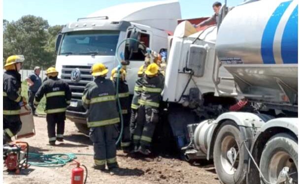 Múltiple choque: un herido y tránsito cortado en la ruta 33