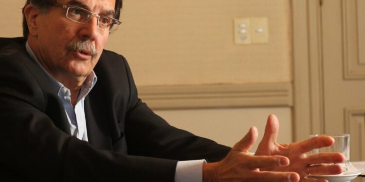 EDUCACIÓN: La Provincia invierte $2,1 millones para equipar las escuelas de Tornquist con material deportivo