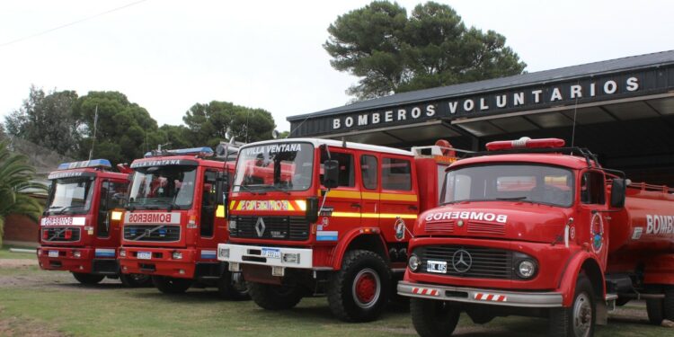 Emotivo acto por el 22º Aniversario de los Bomberos de Villa Ventana