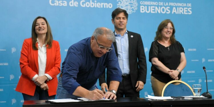 Bordoni firmó con Kicillof el convenio de adhesión al programa ‘Municipios por la igualdad’