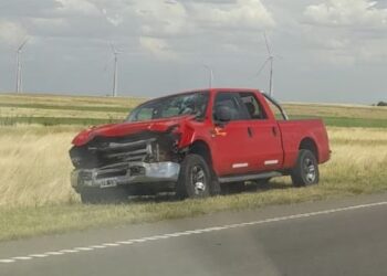 No hubo heridos en el accidente protagonizado por un camión y una camioneta en la Ruta 33