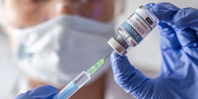 Recuerdan la importancia de aplicar los refuerzos de vacuna contra COVID-19