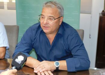 El intendente Bordoni anunció la normalización del transporte de pasajeros del distrito con una nueva empresa (agrega videos)