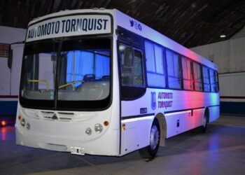 Se presentó el nuevo colectivo de Automoto