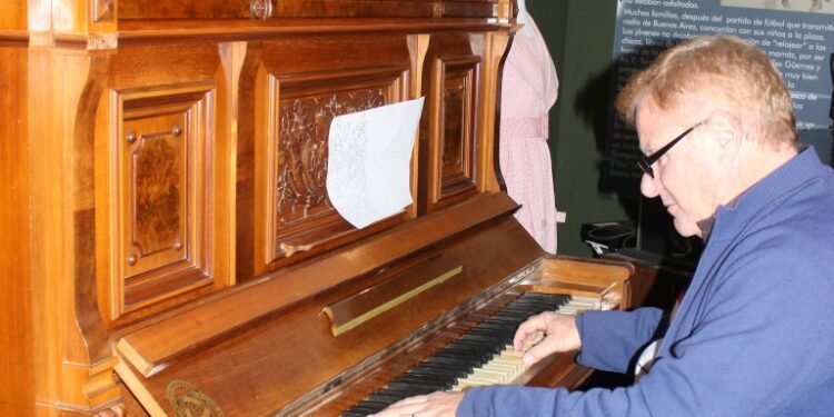 “Casa de la Historia” festejó su cumpleaños en “La Noche de los Museos”