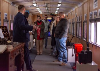 El Tren Museo Itinerante llegó a Tornquist y Bordoni recorrió la formación  