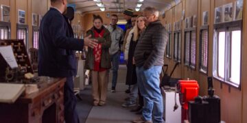 El Tren Museo Itinerante llegó a Tornquist y Bordoni recorrió la formación