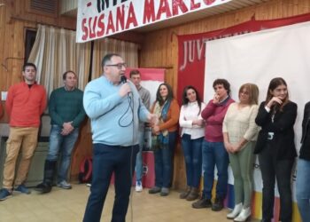 PASO 2023: Labarthe presentó su lista ante un comité colmado de vecinos (Videos)