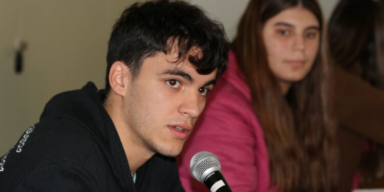 Se reunió en Tornquist el Parlamento Juvenil del Mercosur (Videos y fotos)