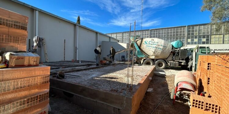 Sigue a paso firme la construcción de la segunda etapa del Natatorio Municipal Climatizado