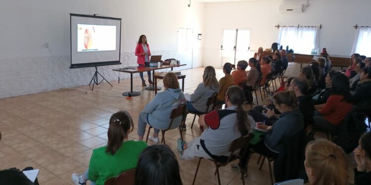 Importante asistencia al taller de buenas prácticas en la elaboración de alimentos sin TACC