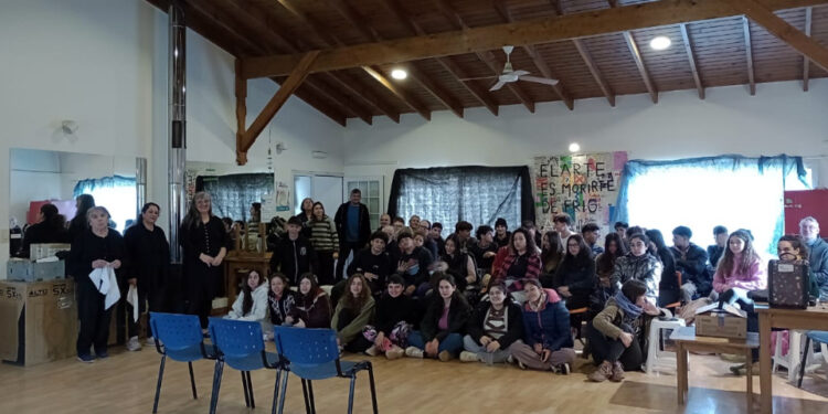 Consejo de las Mujeres Tornquist; “TEATRO Y MEMORIA”