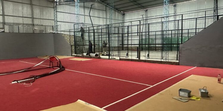 El Sindicato Papelero inaugurará la primera cancha de pádel de blindex en Tornquist