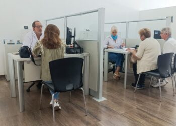 En La Plata se inicia el operativo puerta a puerta de ARBA para  desendeudar a jubilados y pensionados
